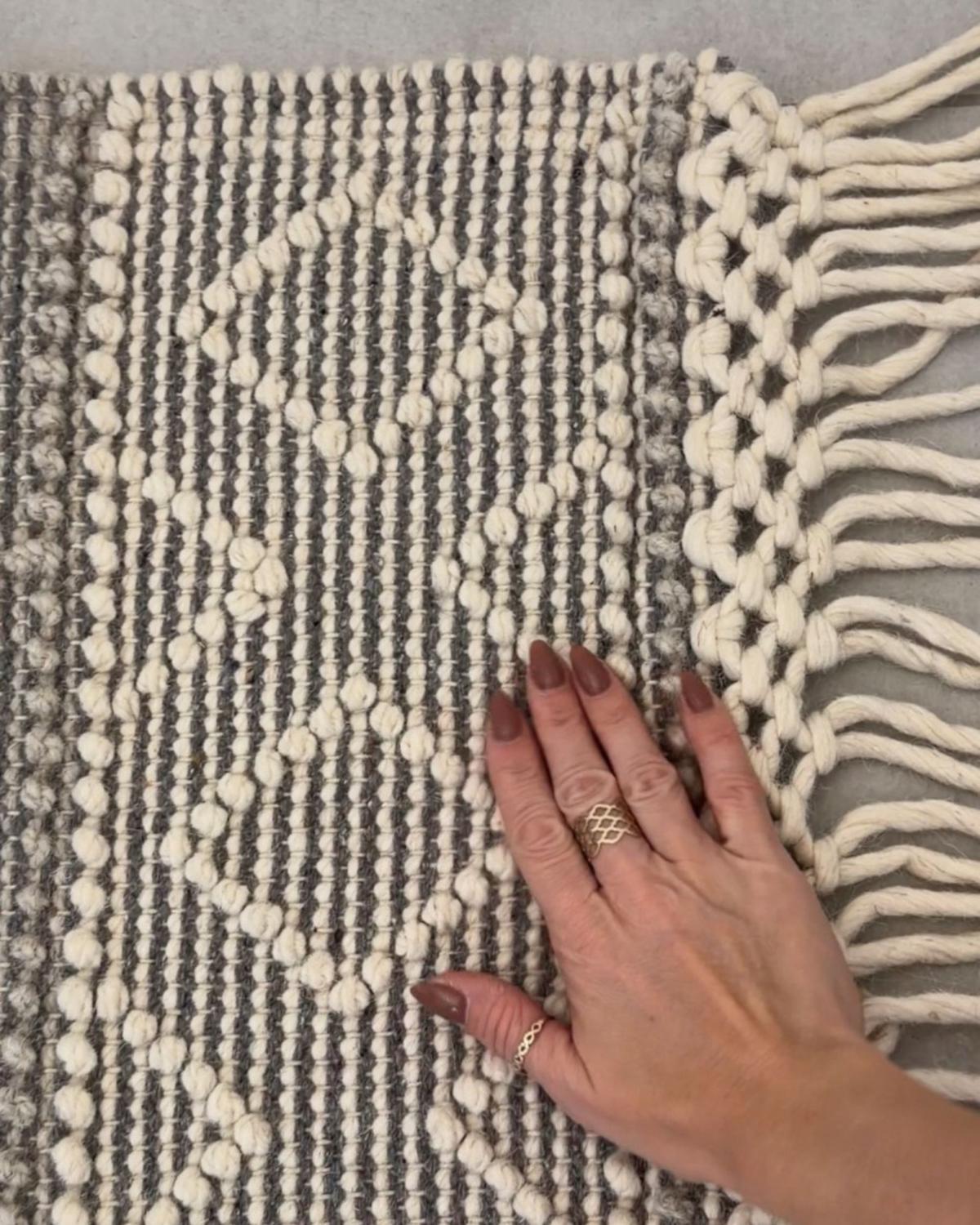 KURZFLOR-TEPPICH Tonya 230/160 cm - Grau, Textil (160/230cm) - Beliani