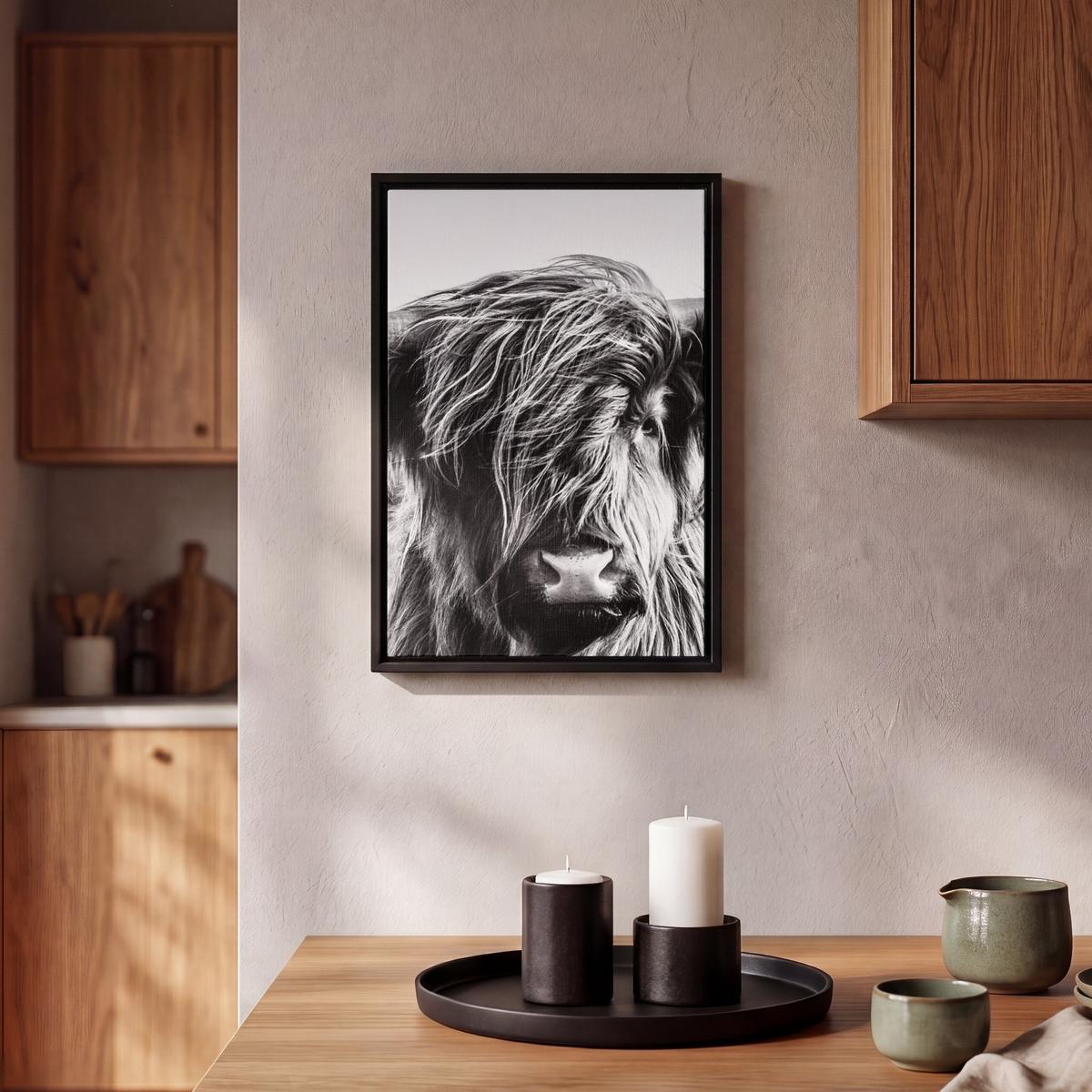 LEINWAND Bilder mit Rahmen - Kuh - Schottischer Hochländer - Schwarz - Weiß - Tier - Natur - Wildtiere - 20x30 - Schwarz, Textil (20/30cm) - MuchoWow