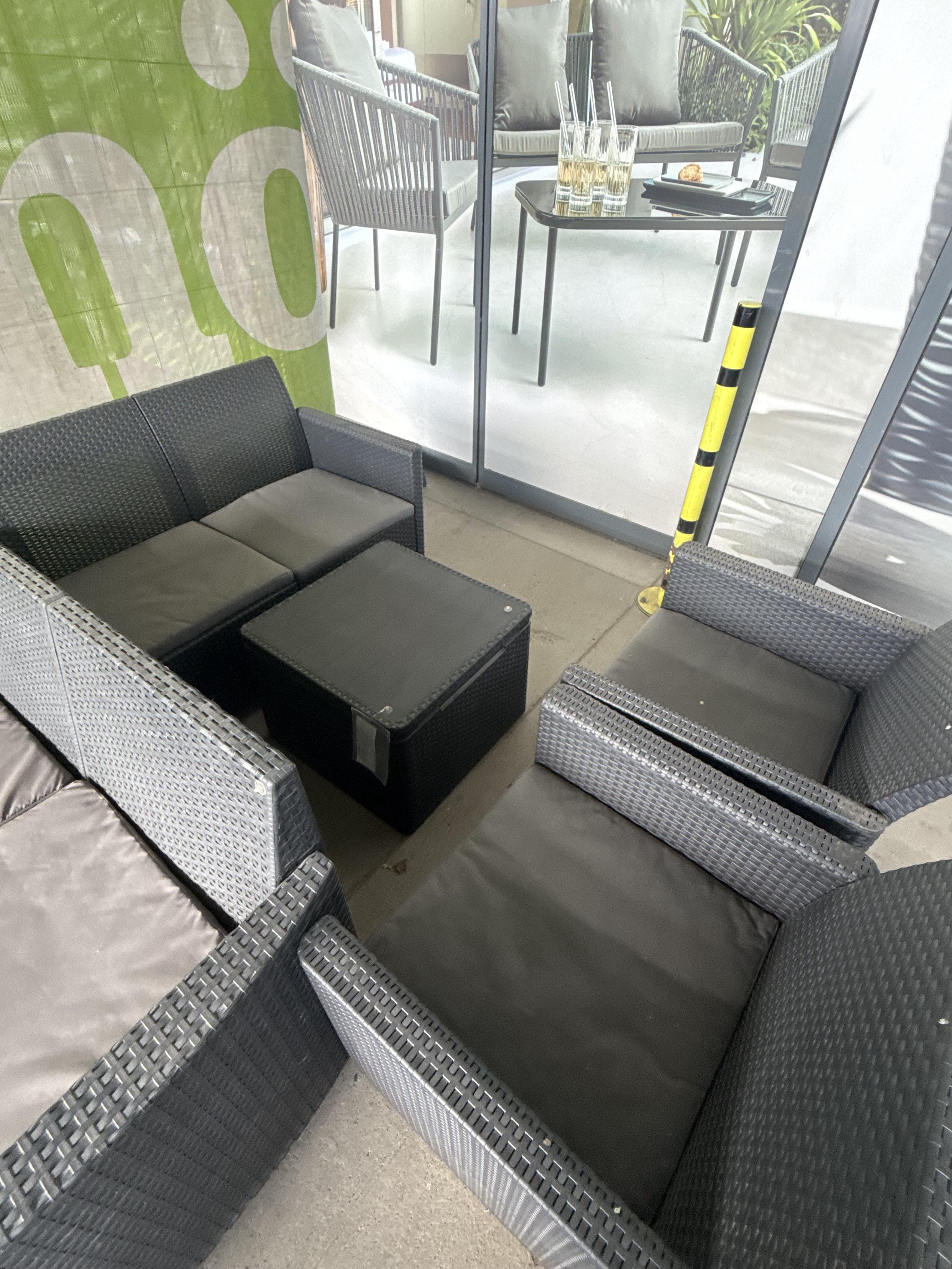 CSEPEL OUTLET KERTIBÚTOR-GARNITÚRA MARIE