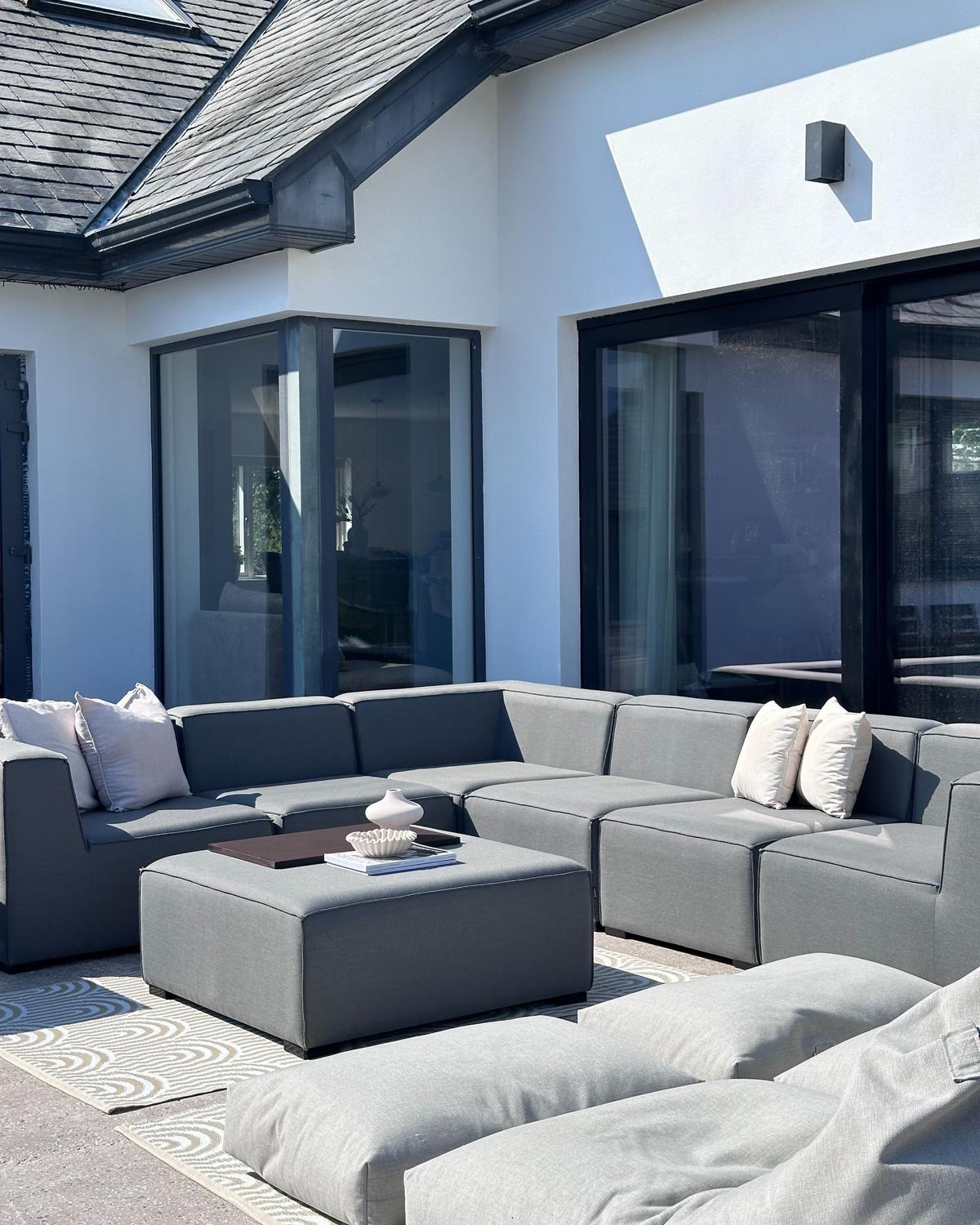 LOUNGE SET 7-Sitzer grau rechtsseitig modular Arezzo - Grau, Textil - Beliani
