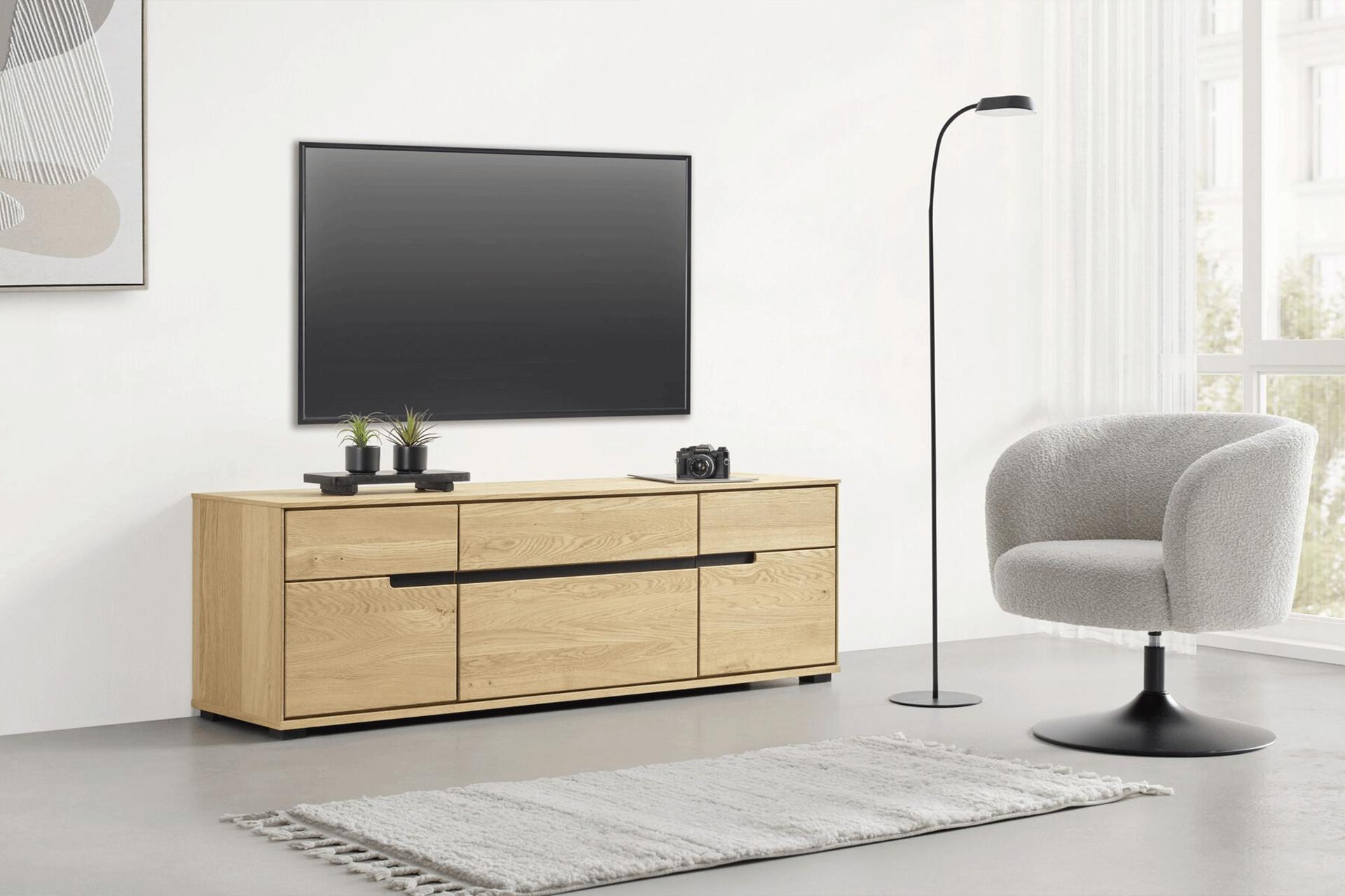 Lowboards für mehr Platz im Wohnzimmer