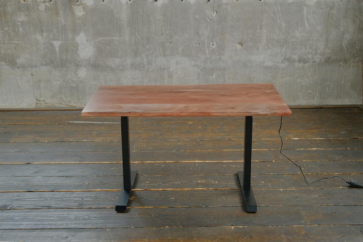 SCHREIBTISCH LORA elektrisch höhenverstellbar Nussbaum Dekor Akazie - Nussbaumfarben/Schwarz, Holz (90/180/72cm) - KAWOLA