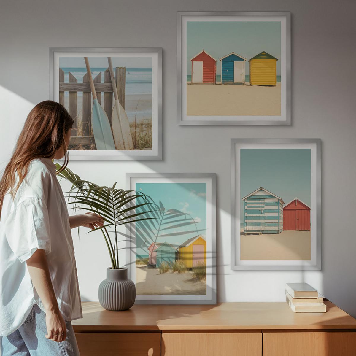 BILDER SET 4er Set - 50x50 cm & 40x60 cm Silberner Rahmen - Bunte Häuser, Strand, Sonne - Silberfarben, Kunststoff (50/50cm) - TULUP