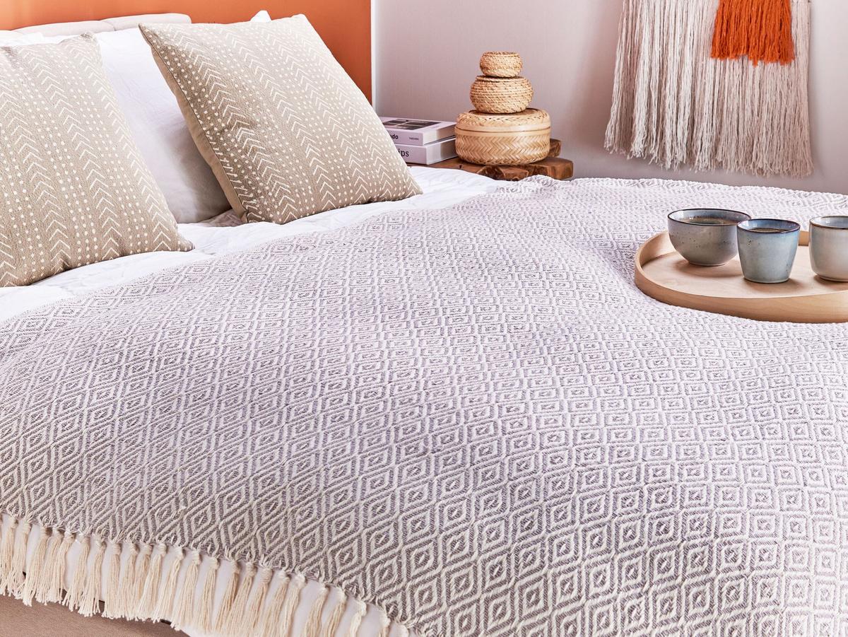 DECKE Helles Beige Mityal 125/150 cm - Beige, Naturmaterialien/Textil (125/150cm) - Beliani