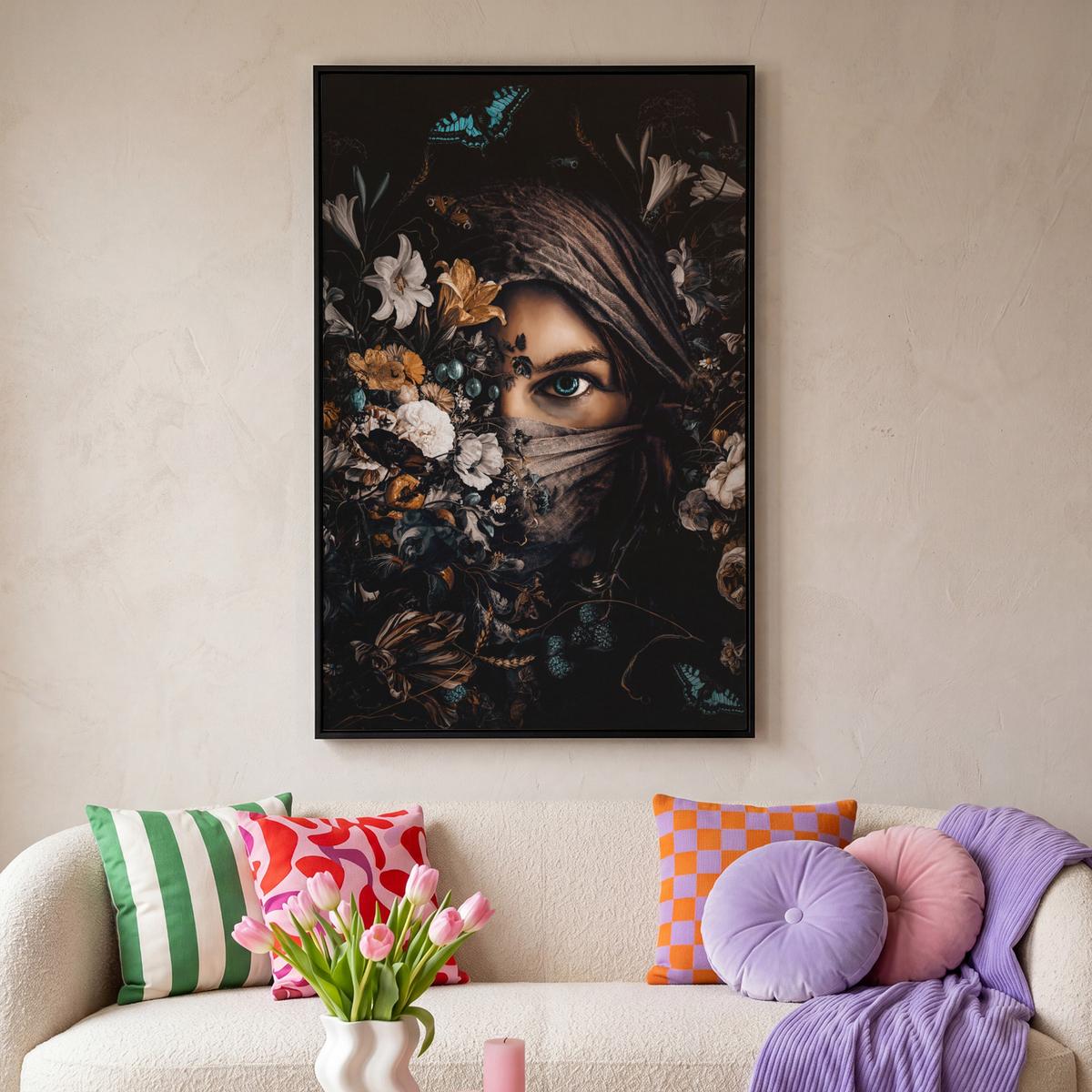 LEINWAND Bilder mit Rahmen - Frau - Luxus - Blumen - Schmetterling - Porträt - 100x150 - Schwarz, Textil (100/150cm) - MuchoWow