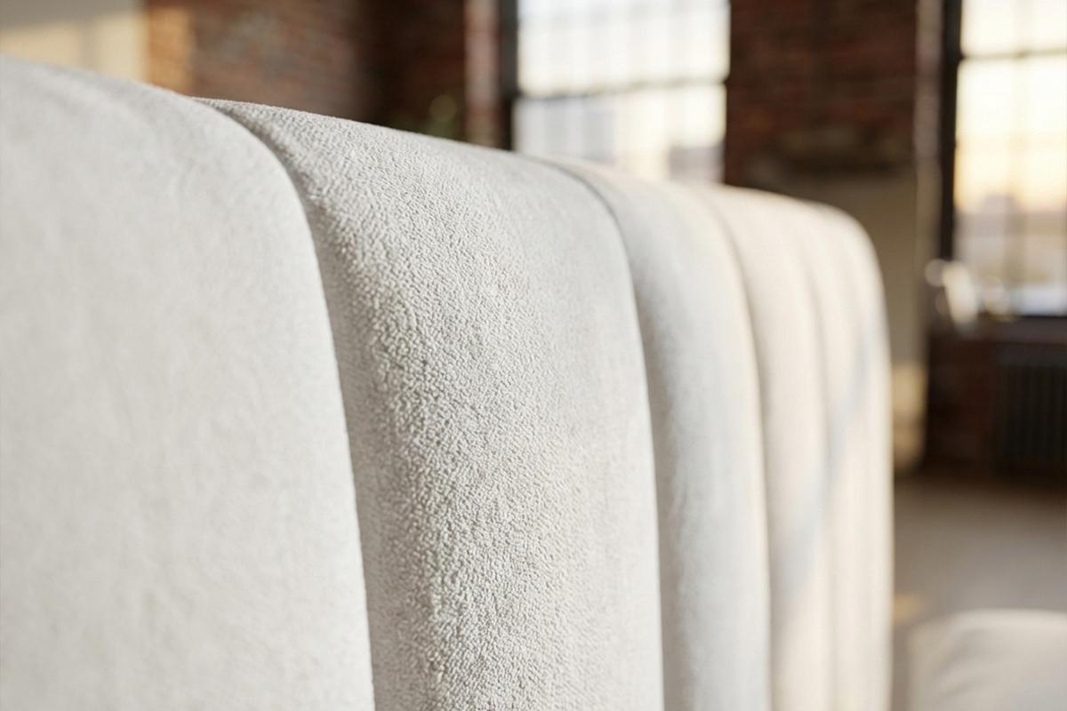 POLSTERBETT CATTURA Cremeweiß Velvet - Creme/Weiß, Textil (140/200cm) - KAWOLA
