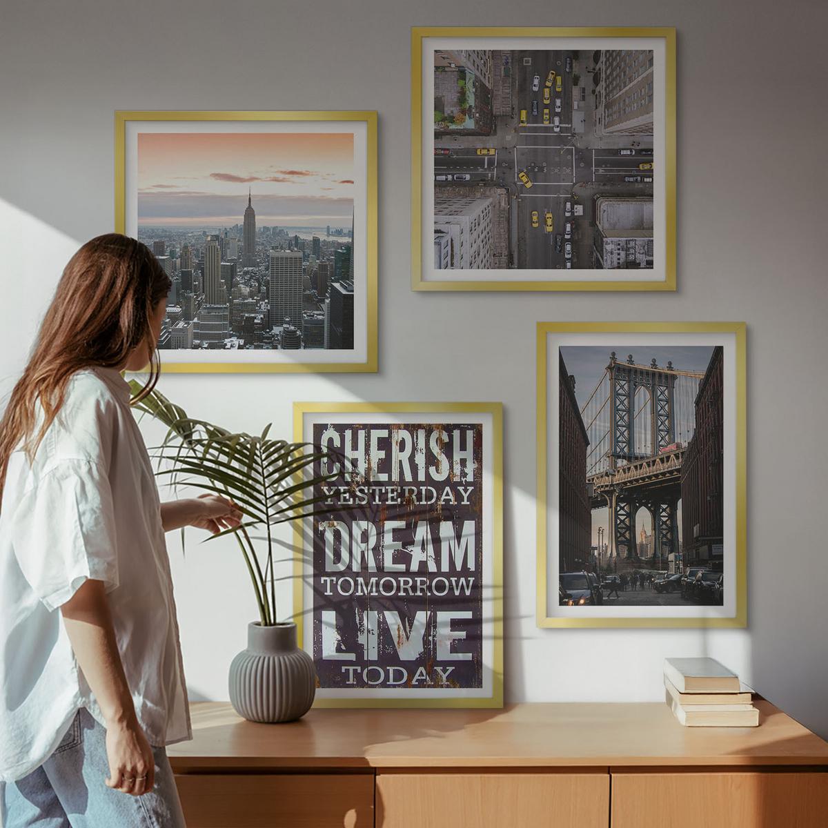 BILDER SET 4er Set - 50x50 cm & 40x60 cm Goldrahmen - Zitat über New Yorker Landschaften - Goldfarben, Kunststoff (50/50cm) - TULUP