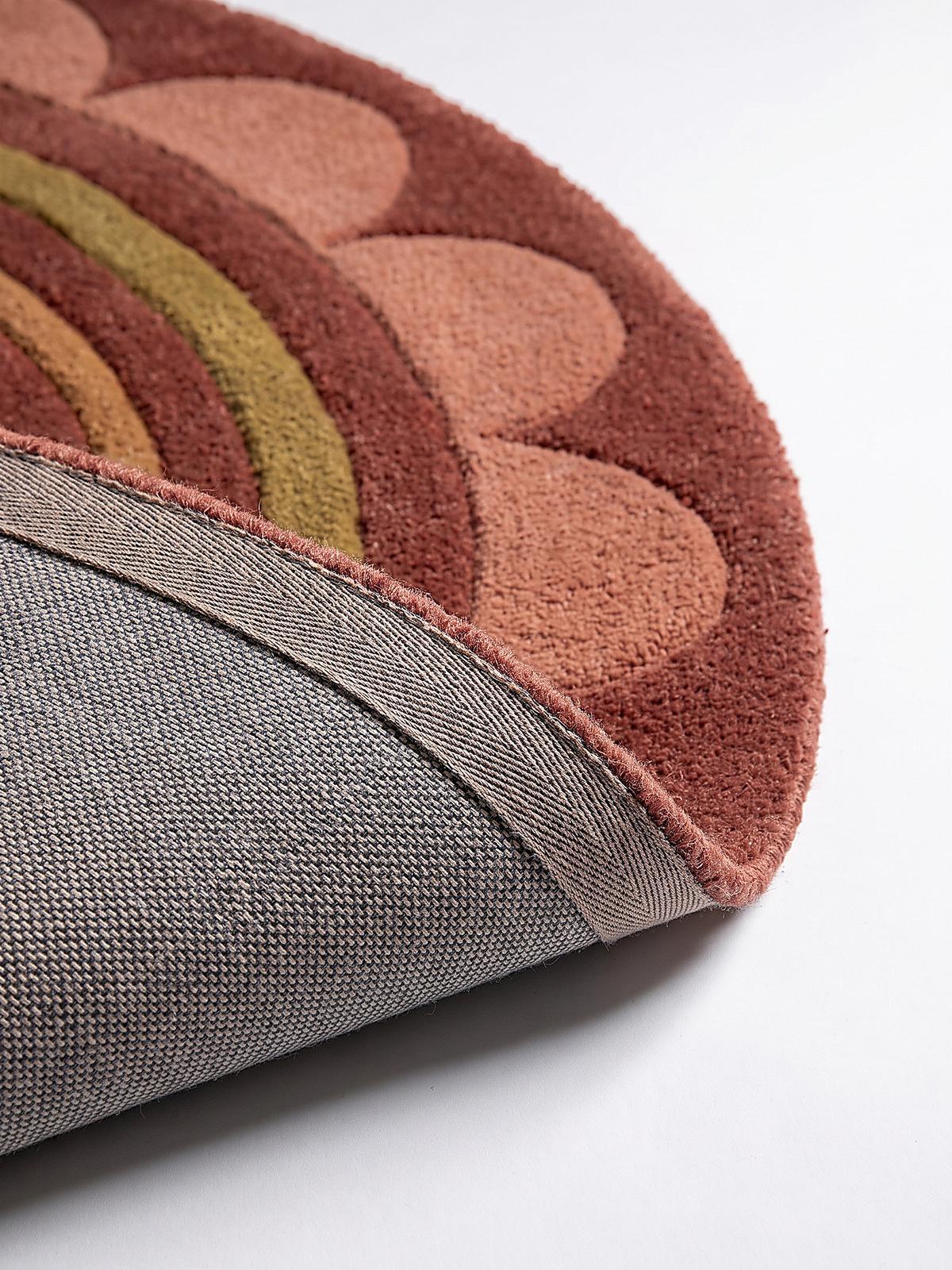 TEPPICH aus Wolle, handgetuftet, WENSUM, in Beerenrot, Scallop-Bordüre, Ø 120 cm - Rot, Textil (120/120cm) - KADIMA DESIGN
