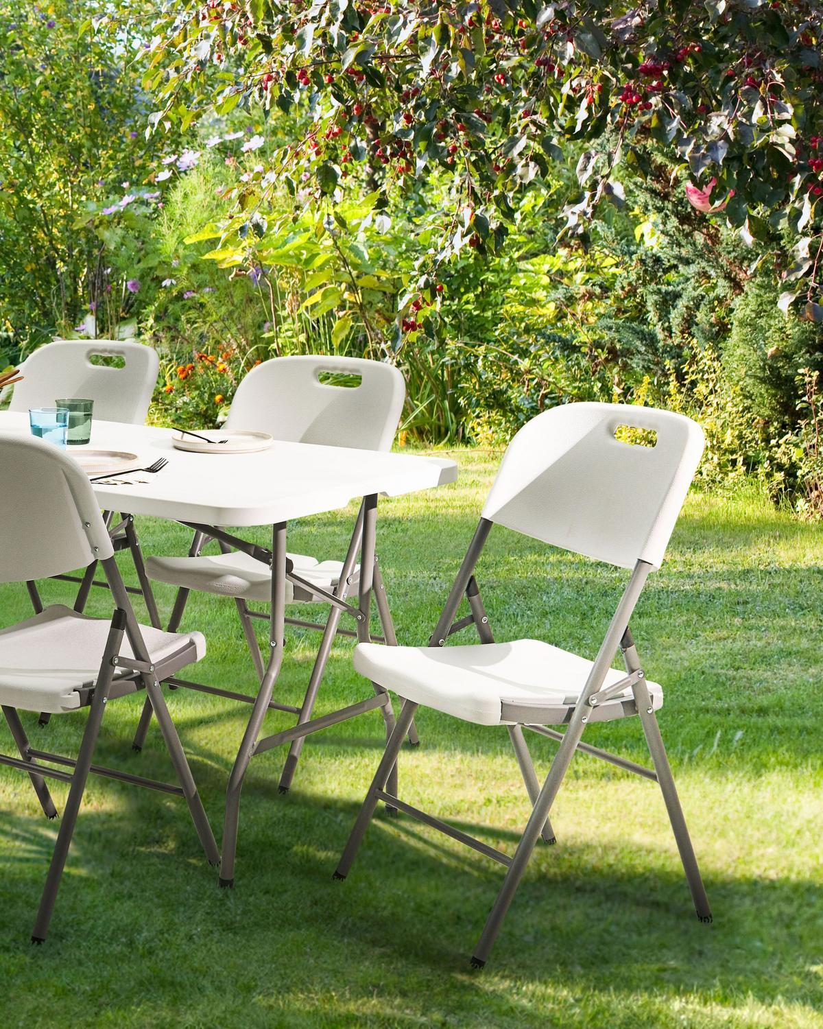 GARTENSTUHL 2er-Set Weiß Cugnoli - Silberfarben/Weiß, Kunststoff (44/90/51cm) - Beliani