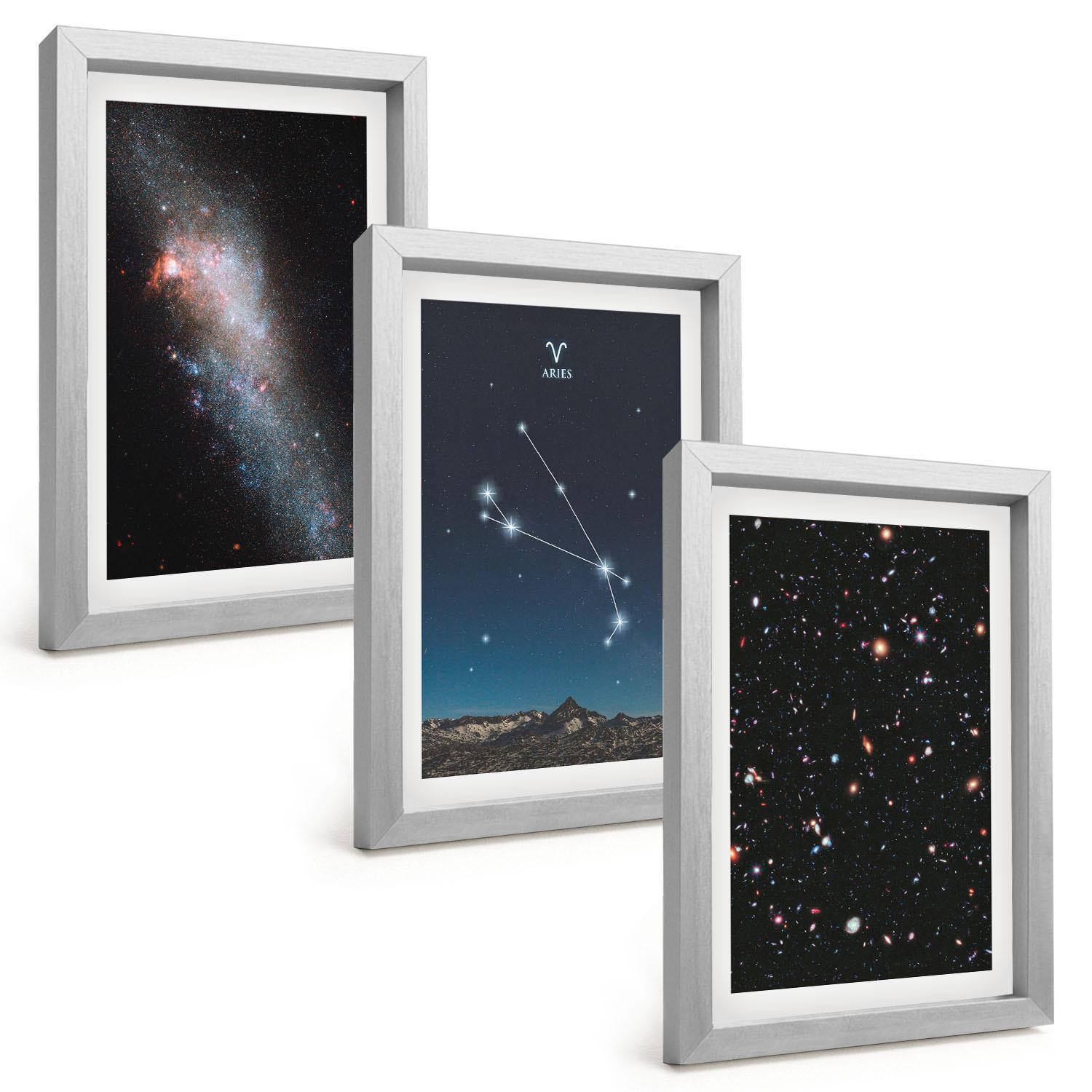 BILDER SET 3er Set - 20x30 cm Silberner Rahmen - Kosmische Landschaften von Galaxien - Silberfarben, Kunststoff (20/30cm) - TULUP