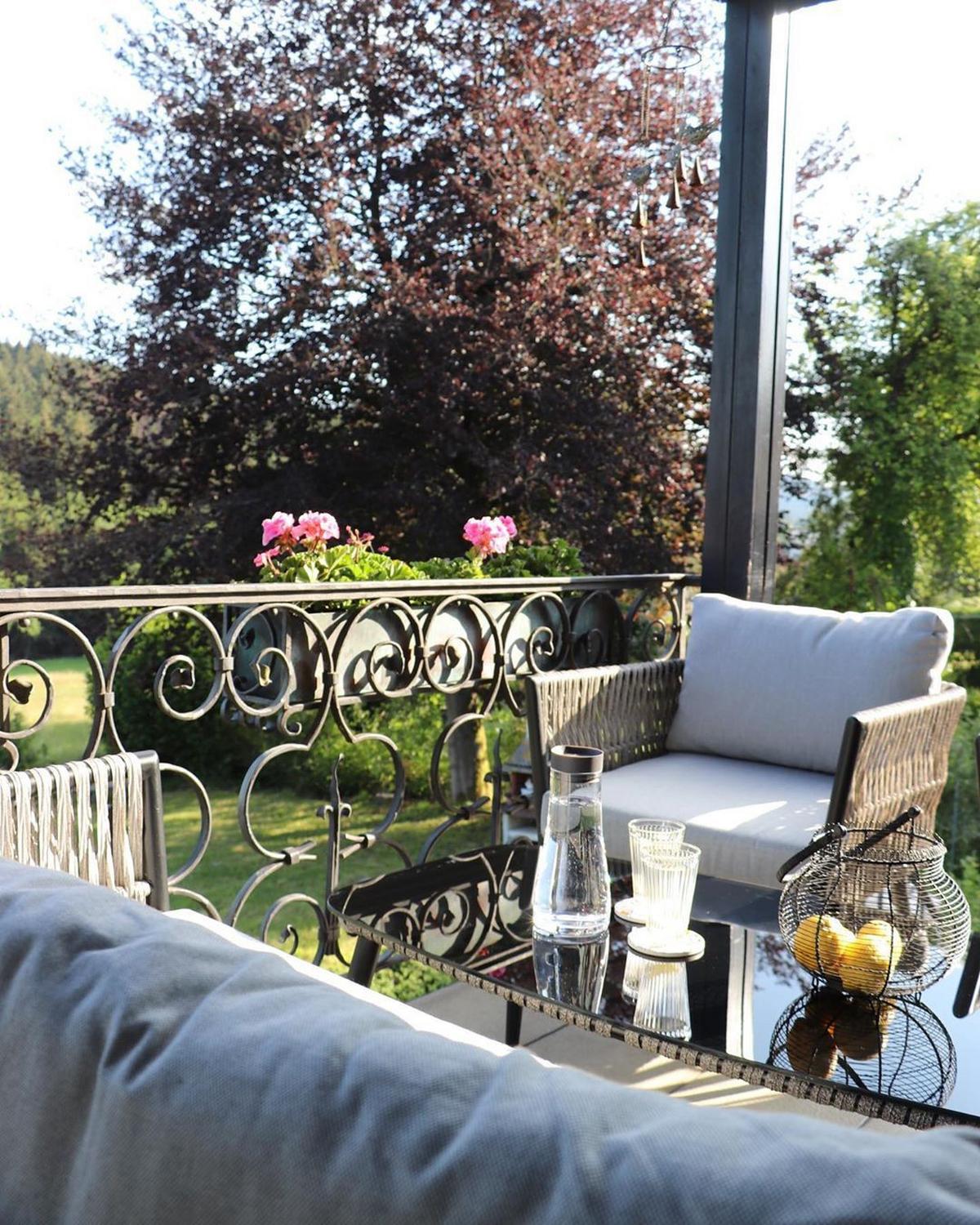 GARTENMÖBEL-SET 4-sitzer Rattan Grau Preveza - Grau, Kunststoff - Beliani