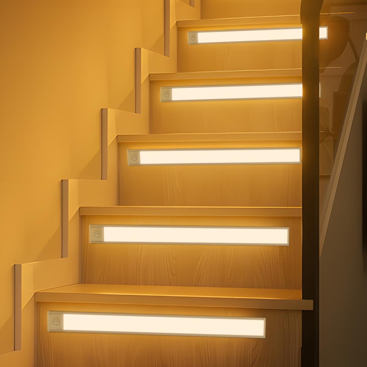 SCHRANKLEUCHTE LED Stralhügel 4/1/40 cm (2er-set) - Silberfarben, Metall (40/4/1cm) - ZMH