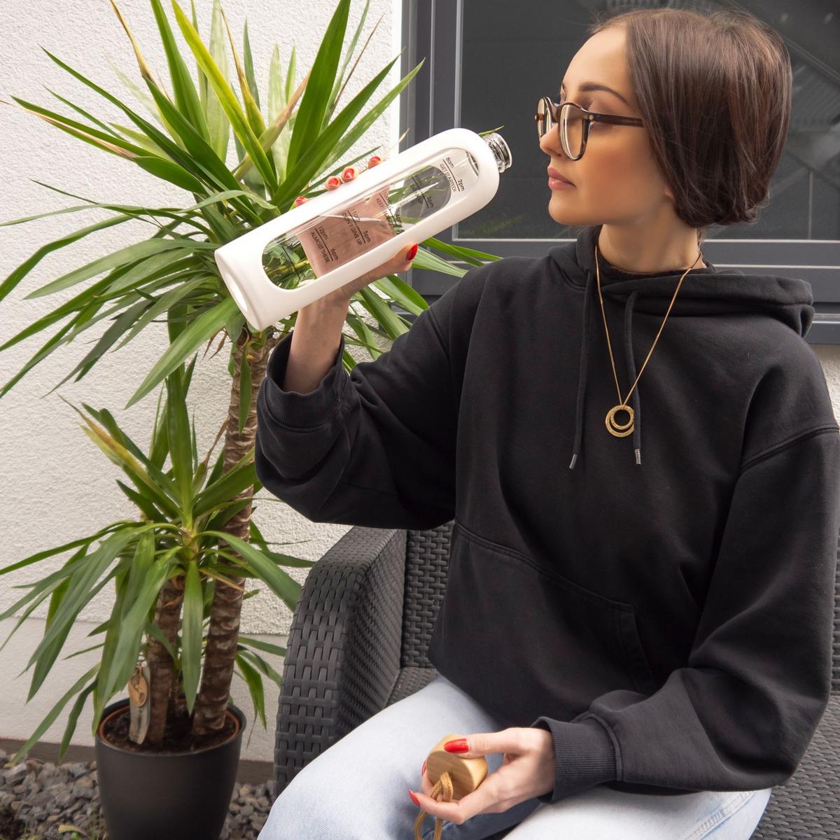 TRINKFLASCHE 900ml - Weiß, Glas (0.9L) - Intirilife