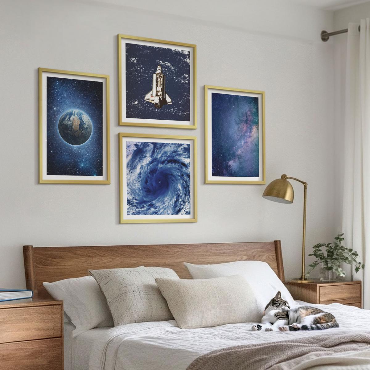 BILDER SET 4er Set - 50x50 cm & 40x60 cm Goldrahmen - Erde Weltraumsturm Galaxie - Goldfarben, Kunststoff (50/50cm) - TULUP