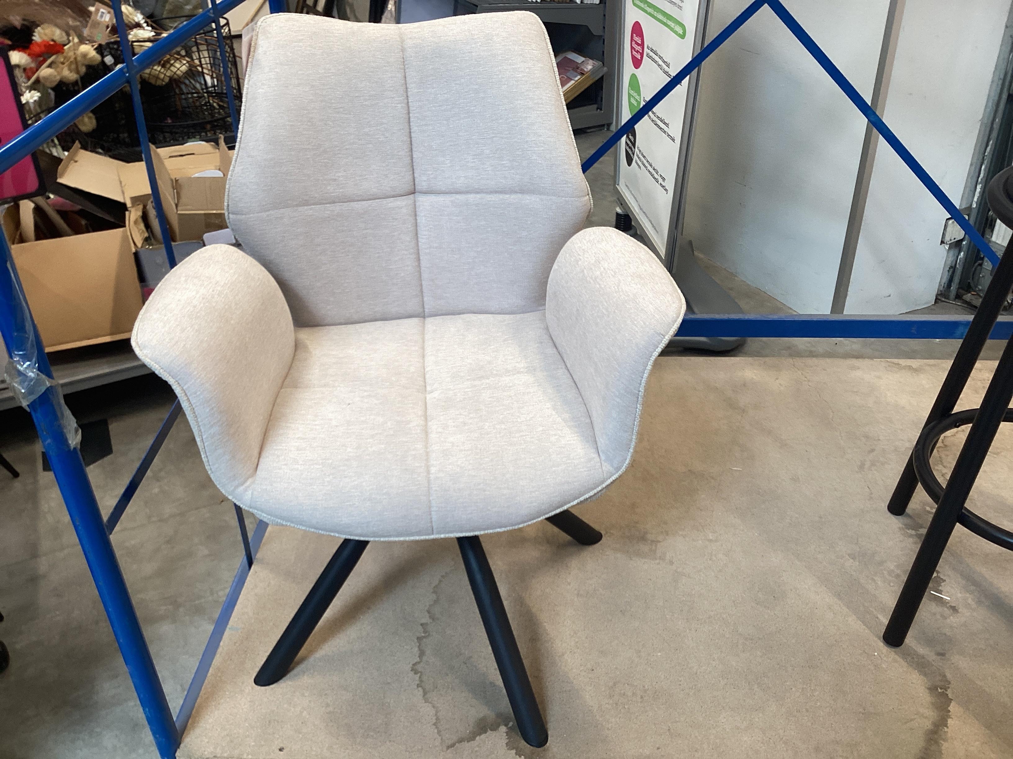 CSEPEL OUTLET KAROSSZÉK ANTONIA