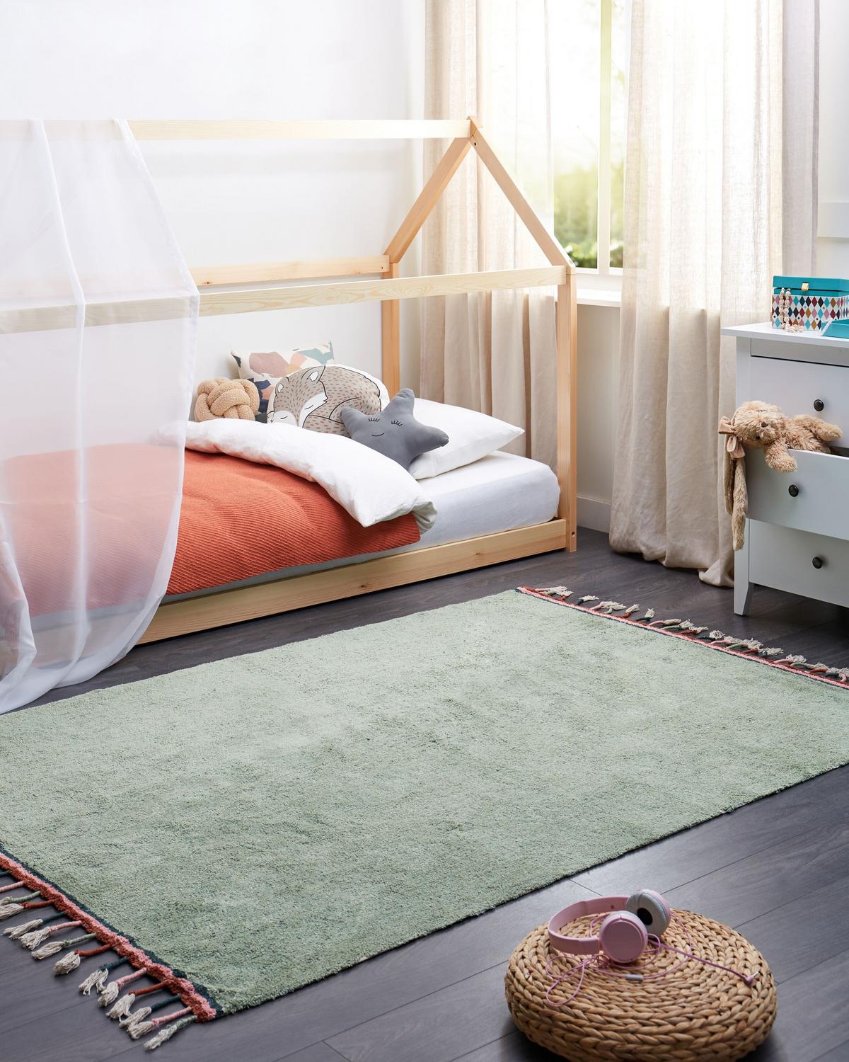 KURZFLOR-TEPPICH Grün 140/200 cm Caparli - Grün, Textil (140/200cm) - Beliani