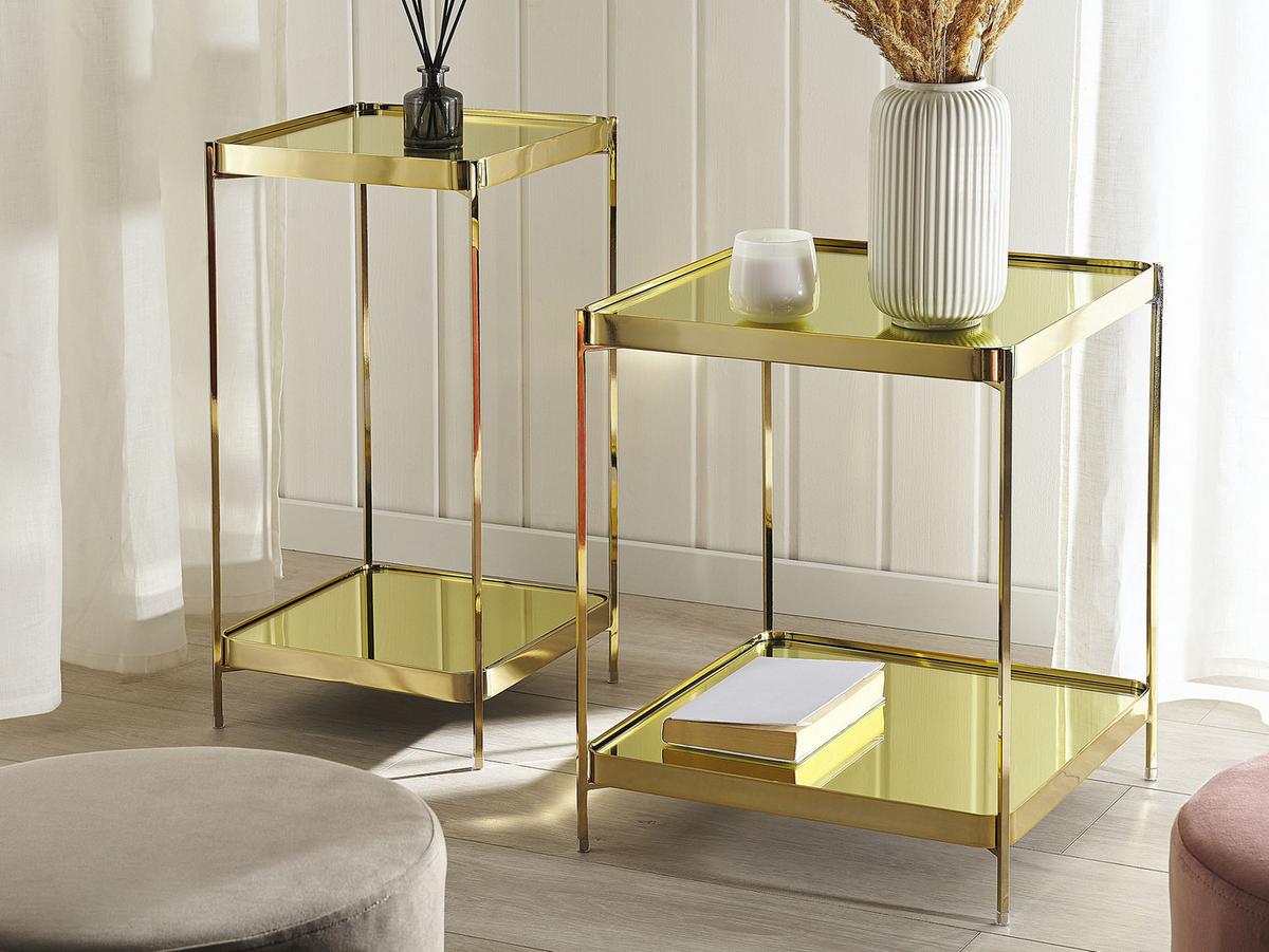BEISTELLTISCH Glas gold quadratisch 29/29 cm Alsea - Goldfarben, Metall (29/29/60cm) - Beliani