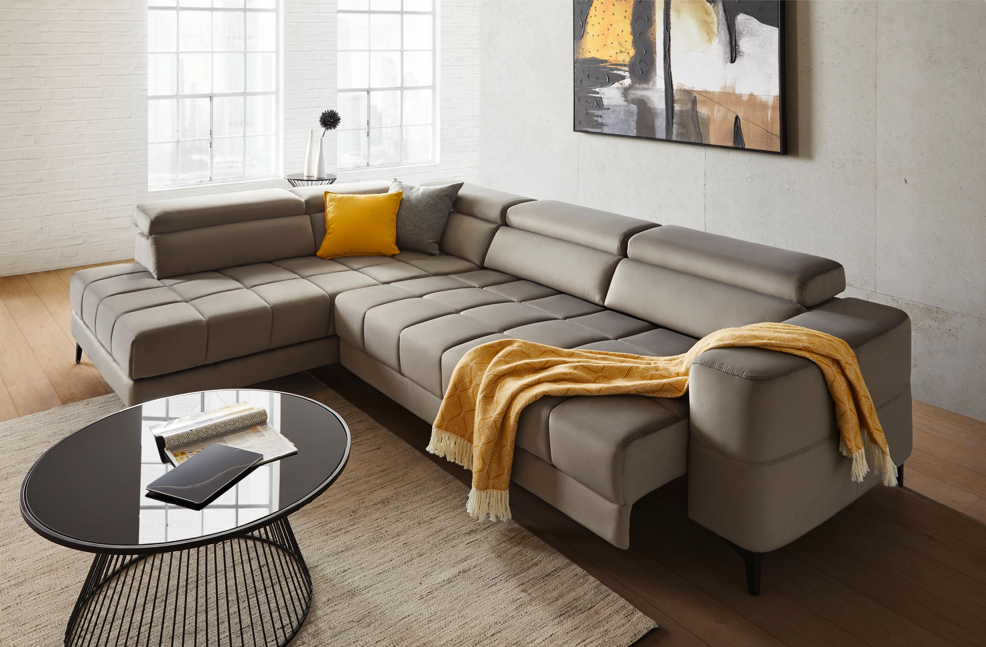 Sofa beżowa z funkcjami zaawansowanymi