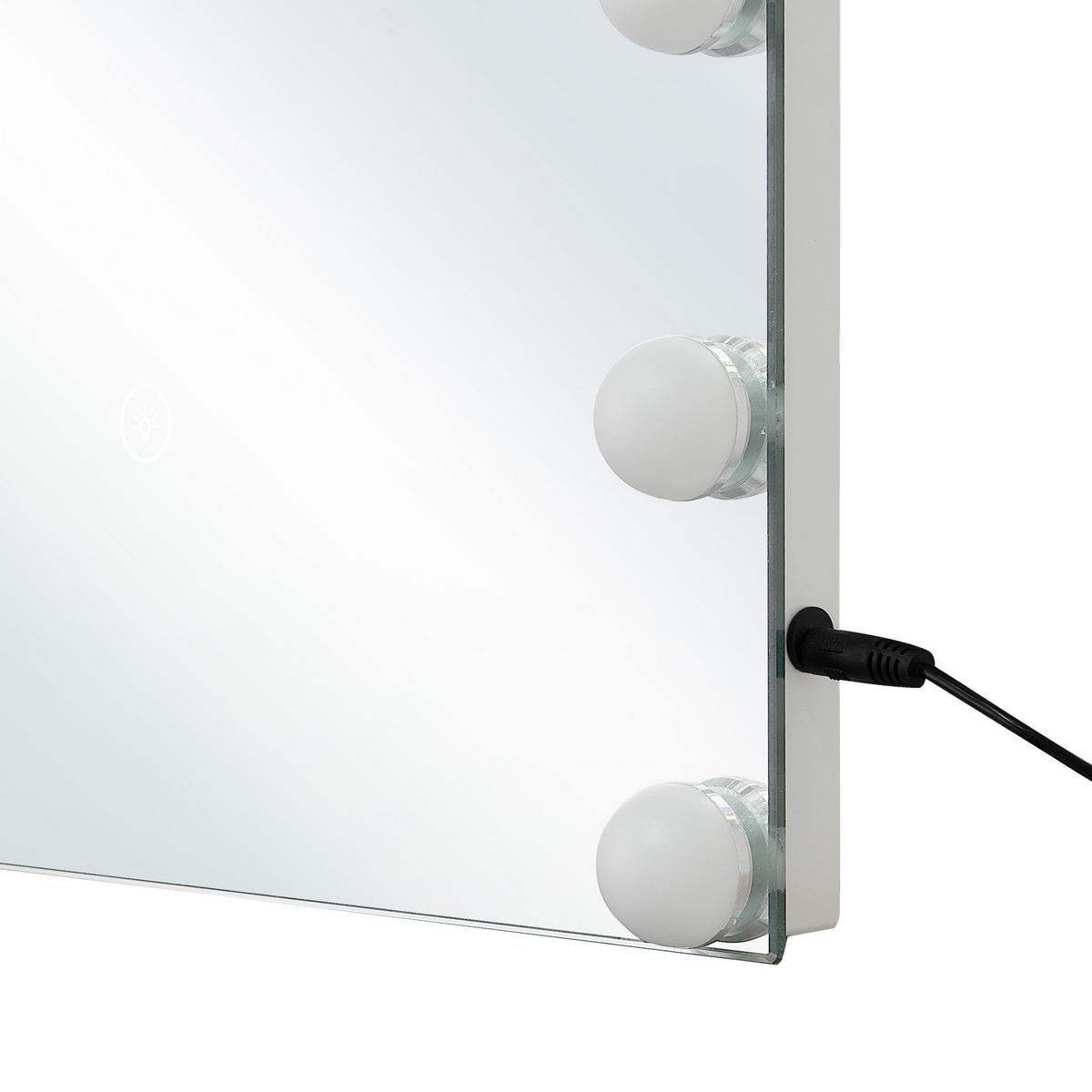 BADSPIEGEL mit LED-Beleuchtung rechteckig 40/50 cm Lucenay - Silberfarben, Metall (40/50/3cm) - Beliani