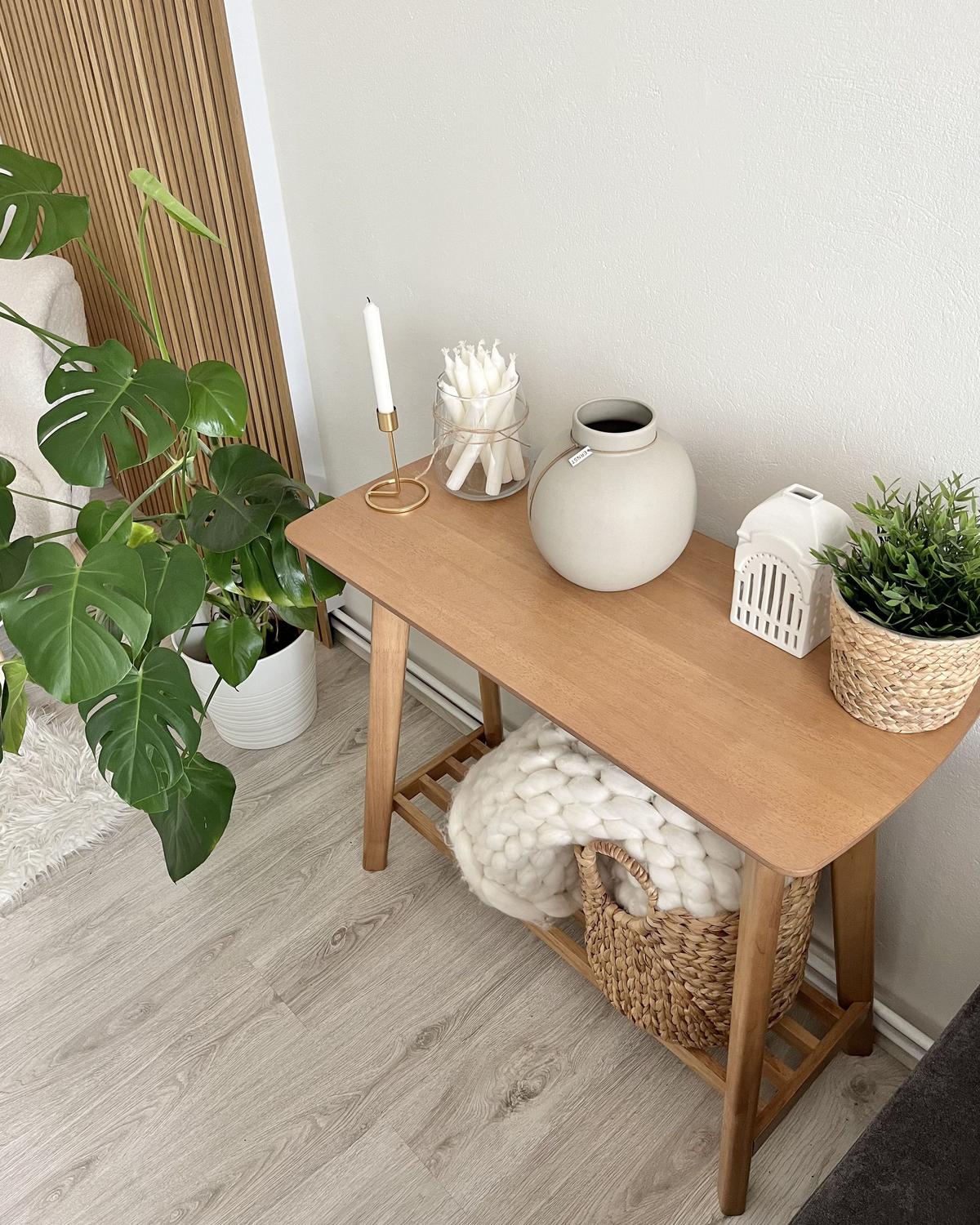 KONSOLENTISCH heller Holzfarbton Tulare - Hellbraun, Holz (90/40/75cm) - Beliani