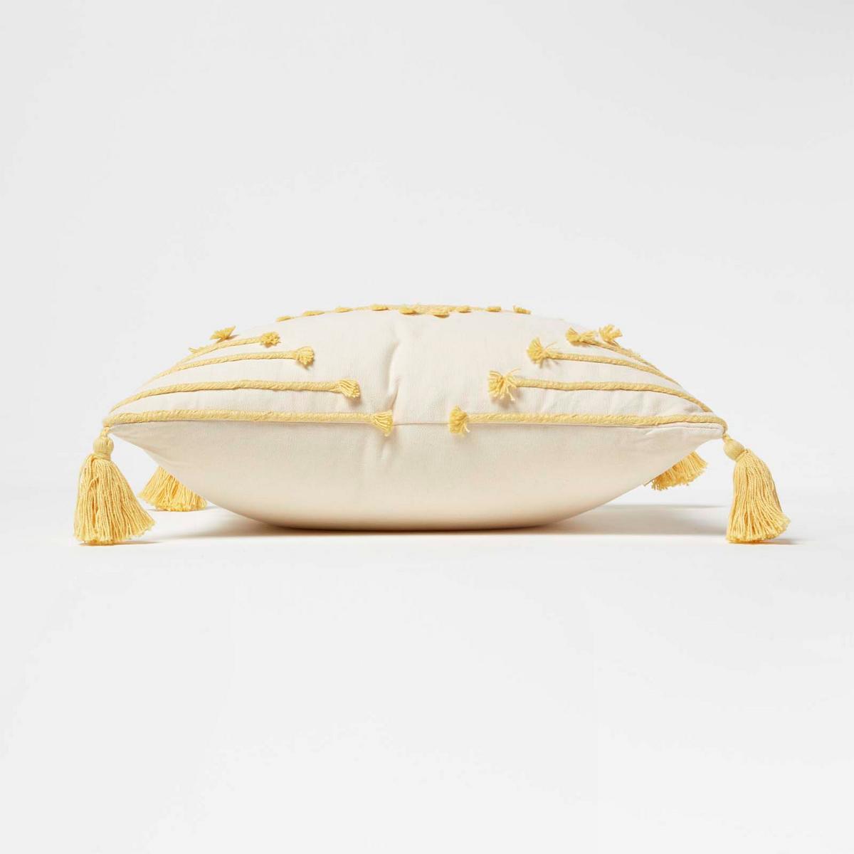DEKOKISSEN creme 45/45 cm mit Stickerei & Quasten - Creme, Textil (45/45cm) - Homescapes