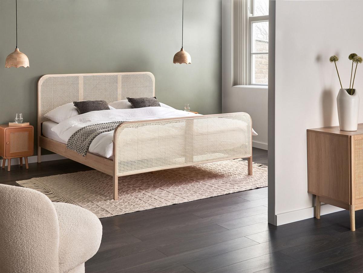 BETT mit Lattenrost 160/200 cm Kiefernholz Hellbraun Gonfaron - Hellbraun, Holz (160/200cm) - Beliani