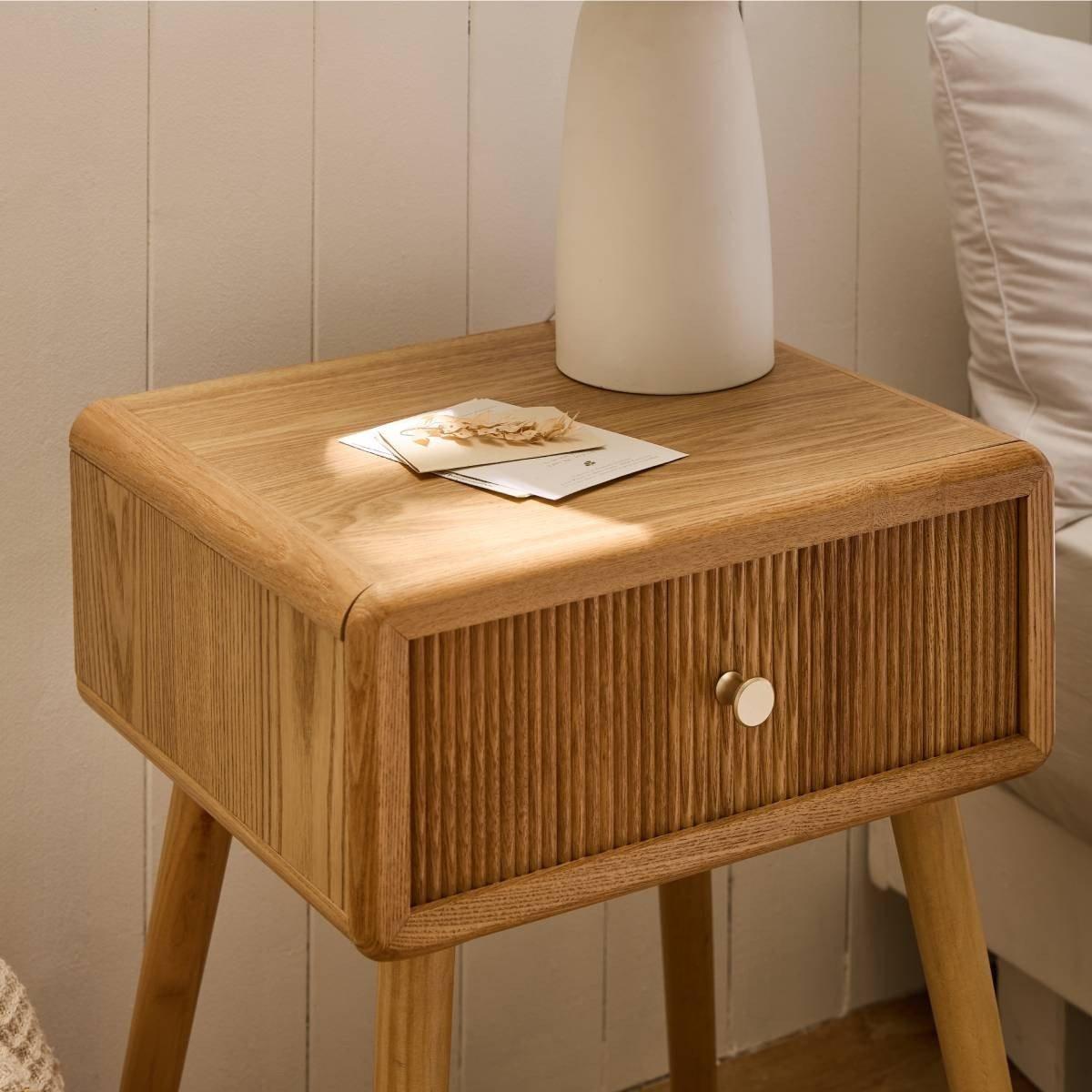 NACHTTISCH mit 1 Schublade und lamellenartiger Front 52/42/35 cm - Eschefarben, Holzwerkstoff (35/52/42cm) - Calicosy