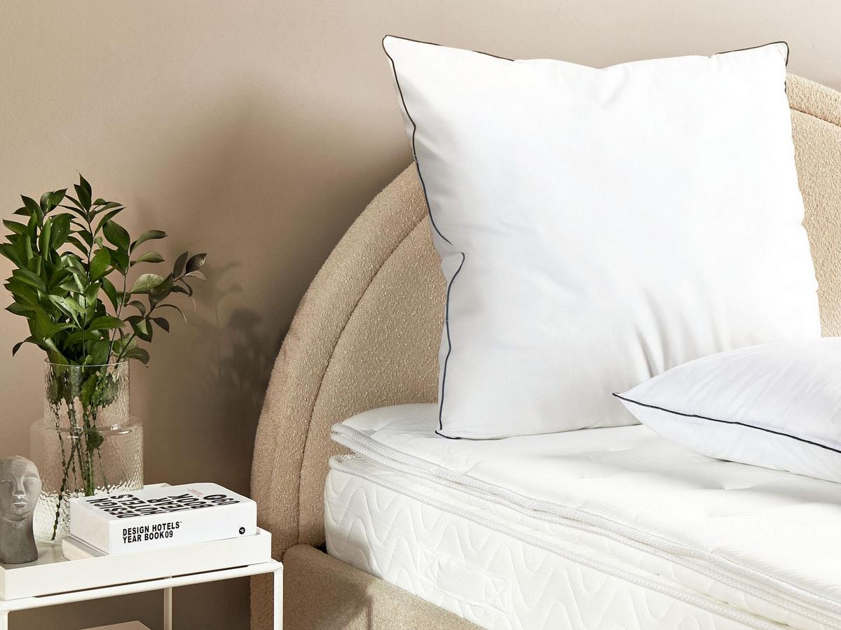 KOPFKISSEN Weiß 80/80 cm Pelister - Weiß, Naturmaterialien (80/80cm) - Beliani