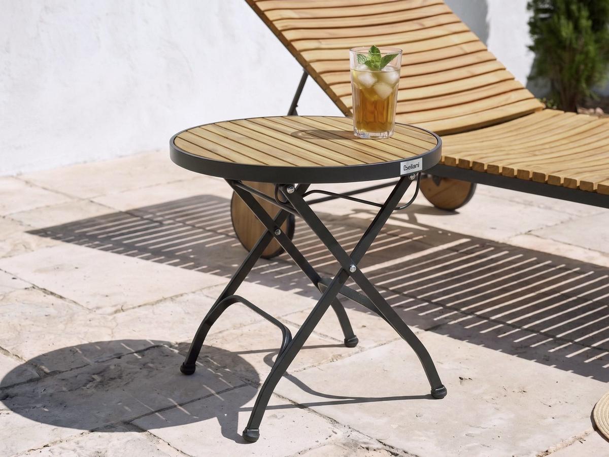 BEISTELLTISCH outdoor 45/45 cm Akazienholz Hellbraun Lascari - Hellbraun, Holz (45/45/44cm) - Beliani