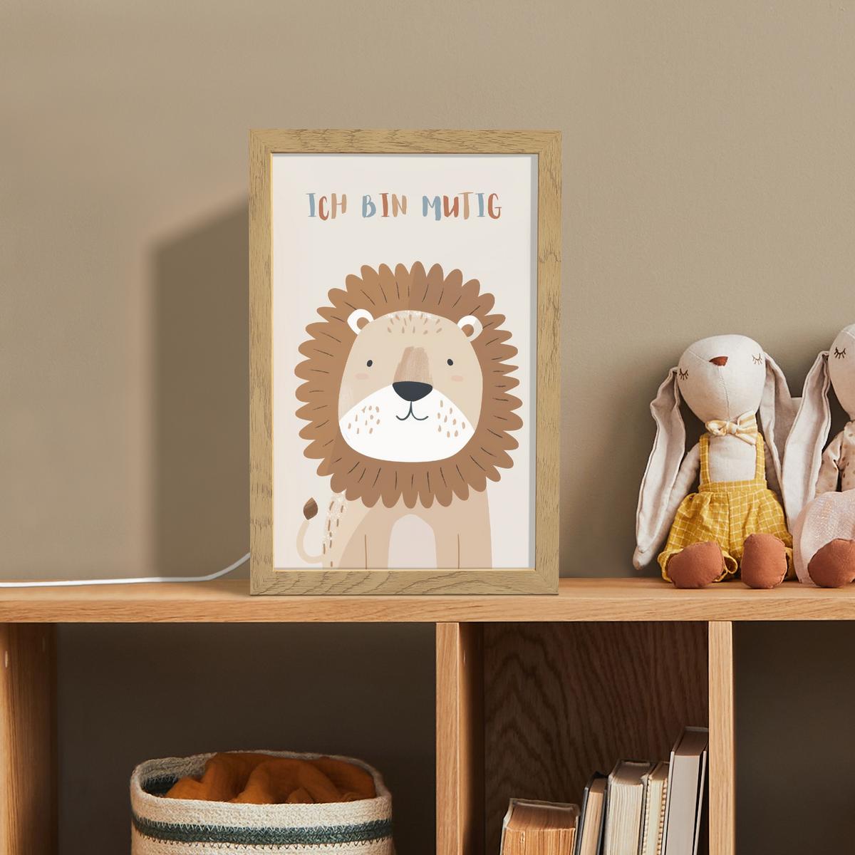 NACHTTISCHLAMPE Löwe - Beige - Tier - Mutig - Zitat 20x30 cm - Beige, Holzwerkstoff (8/20/30cm) - OnlyWow