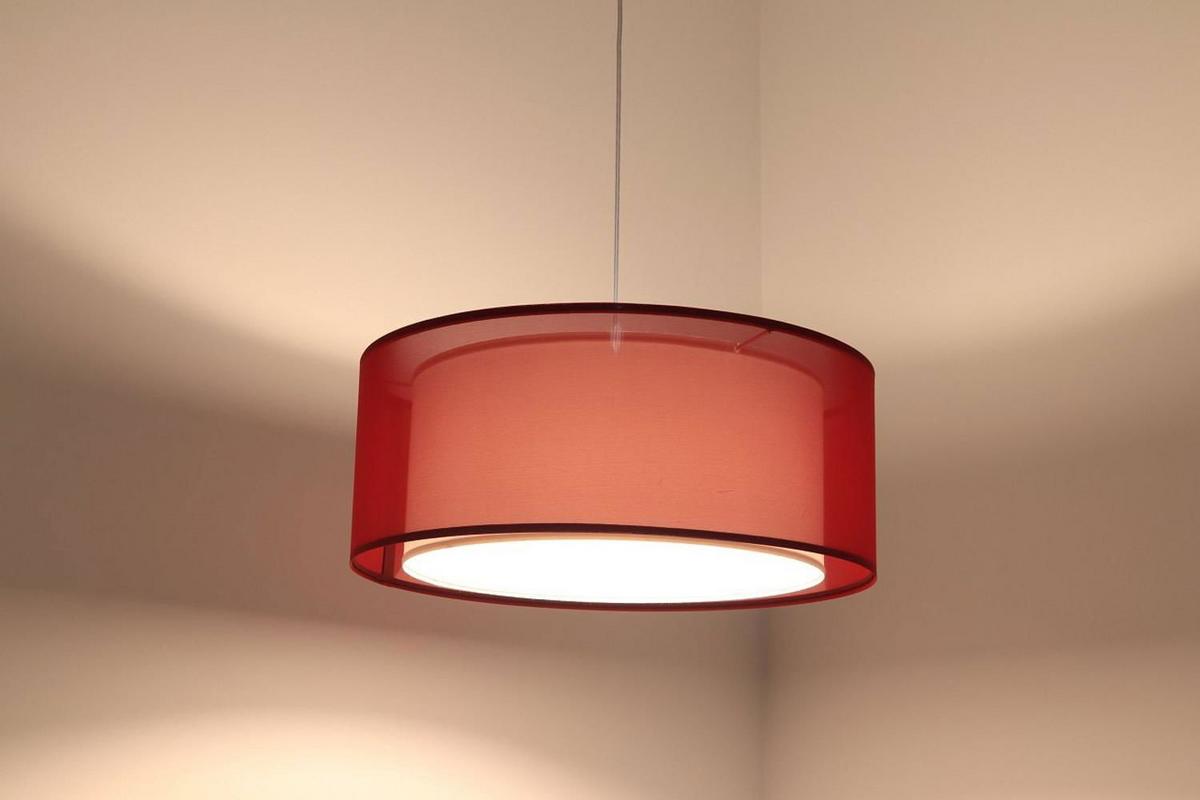 HÄNGELEUCHTE Rot 60/22 cm - Rot/Weiß, Kunststoff (60/1.5/22cm) - ONZENO