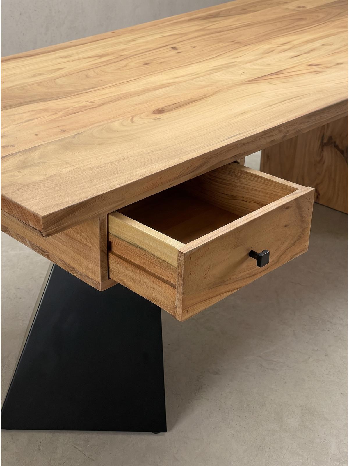SCHREIBTISCH PANARO, Akazie Massivholz, Akazie-Natur, 180 x 90 x 77 cm - Braun, Holz (90/180/77cm) - KADIMA DESIGN