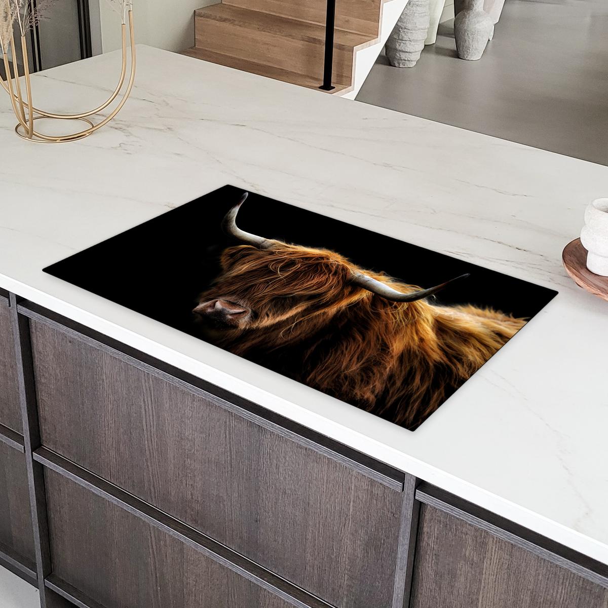 HERDABDECKPLATTE Schottischer Highlander - Hörner - Schwarz - Tiere - Natur - Wild - Kuh Induktionsschutz 91.2x52 cm - Cognac, Kunststoff (91.2/52/0.2cm) - MuchoWow