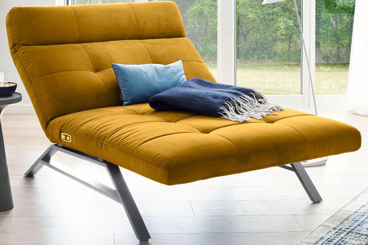 LIEGE MIT MOTORISCHER RELAXFUNKTION AMERIVA Gelb Velvet Relaxfunktion - Currygelb/Silberfarben, Textil (120/110/158cm) - KAWOLA