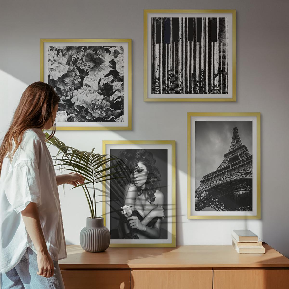 BILDER SET 4er Set - 50x50 cm & 40x60 cm Goldrahmen - Porträt einer Frau mit einer Eiffel-Rose - Goldfarben, Kunststoff (50/50cm) - TULUP