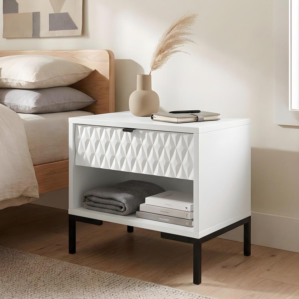 NACHTTISCH Montreal mit Schublade und offenem Fach, dekorative 3D-Fronten, Weiß - Schwarz/Weiß, Holzwerkstoff/Metall (52/55/40cm) - Beautysofa