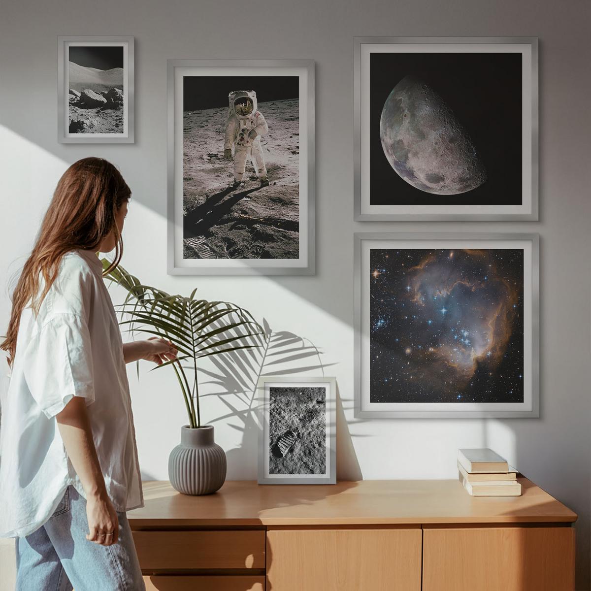 BILDER SET 5er Set - 50x50 cm & 20x30 cm & 40x60 cm Silberner Rahmen - Astronautenfoto vom Mond - Silberfarben, Kunststoff (40/60cm) - TULUP
