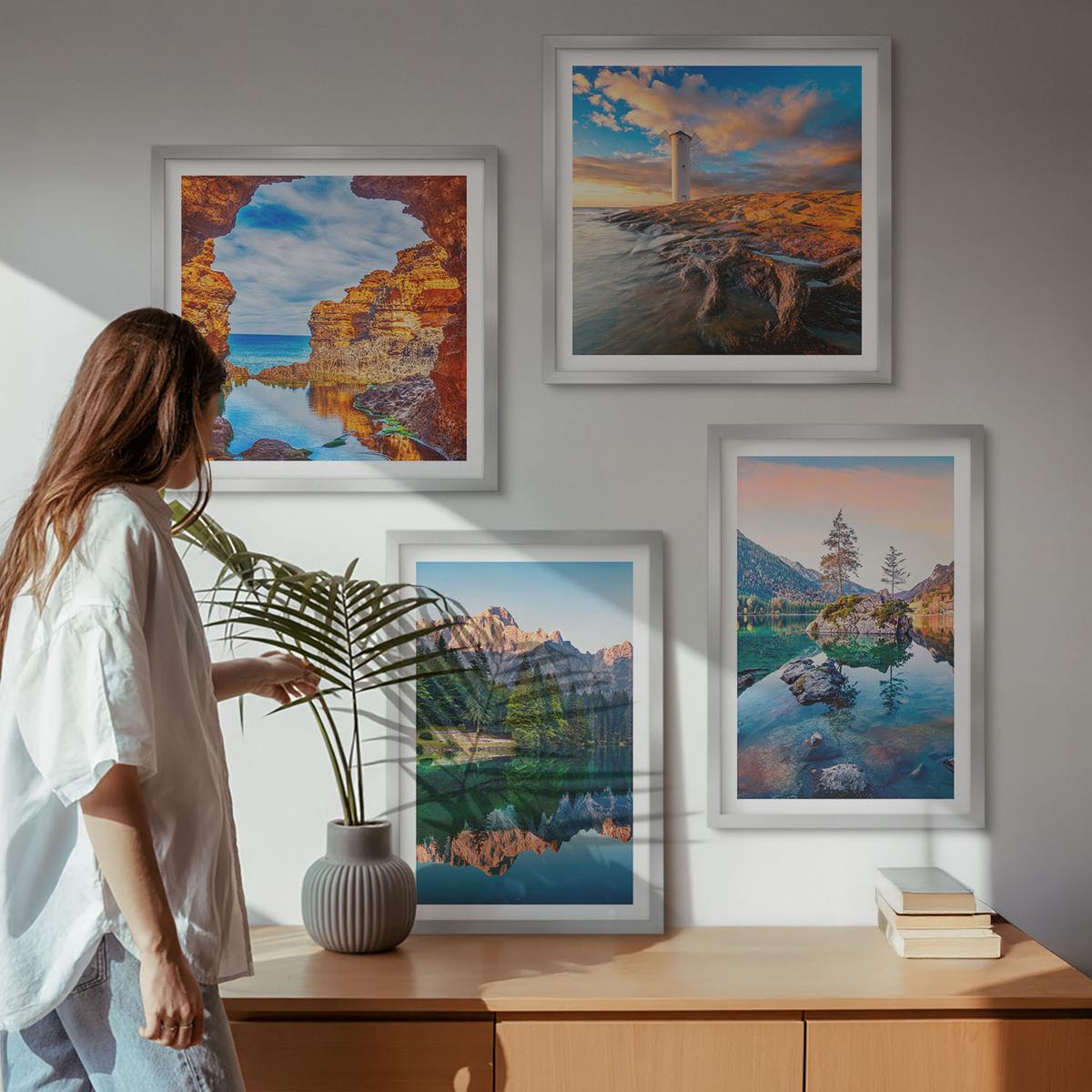 BILDER SET 4er Set - 50x50 cm & 40x60 cm Silberner Rahmen - Spiegelung der Felsen in Bergseen - Silberfarben, Kunststoff (50/50cm) - TULUP
