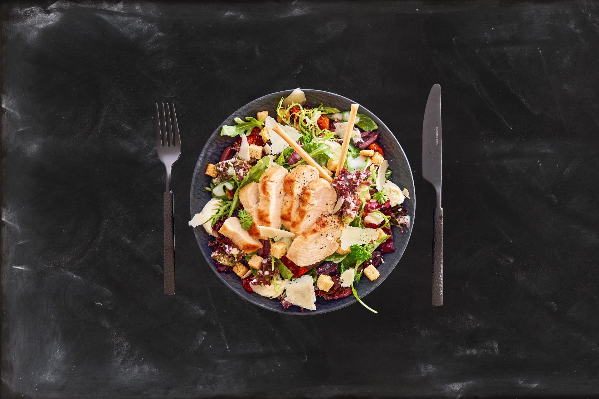Caesar Salad alla Mia Cucina bei mömax