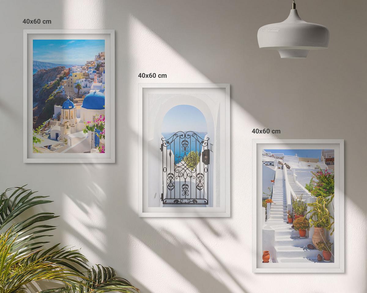 BILDER SET 3er Set - 40x60 cm Weißer Rahmen - Santorini-Architektur Oia - Weiß, Kunststoff (40/60cm) - TULUP