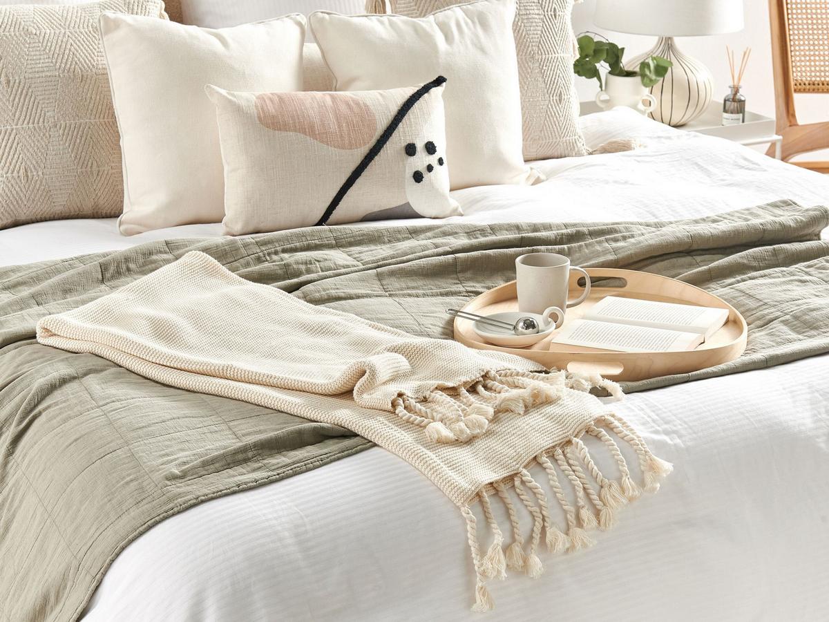 DECKE Beige Nazilli 150/125 cm - Beige, Naturmaterialien/Textil (125/150cm) - Beliani