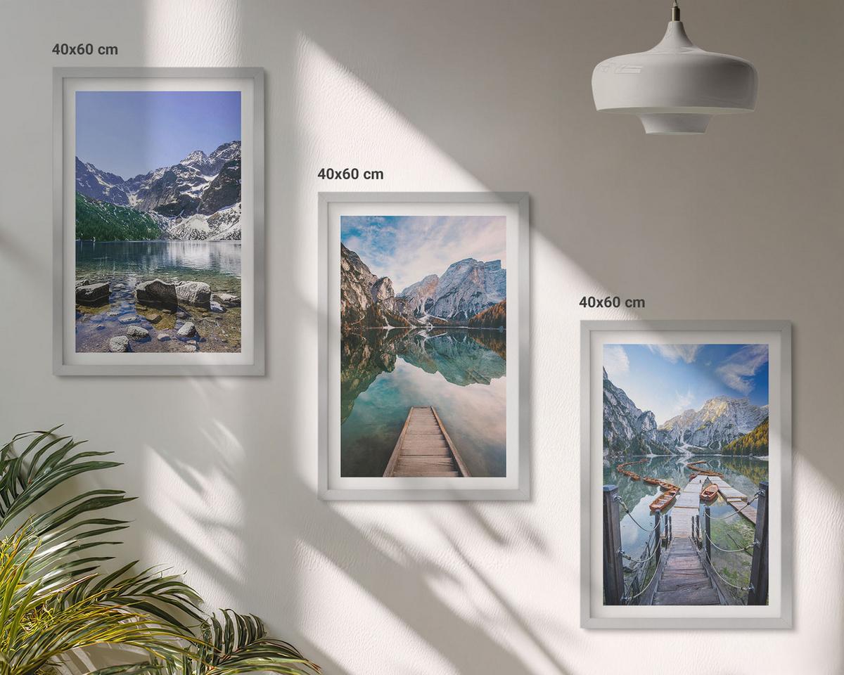 BILDER SET 3er Set - 40x60 cm Silberner Rahmen - Berge, Seen, Holzstege - Silberfarben, Kunststoff (40/60cm) - TULUP
