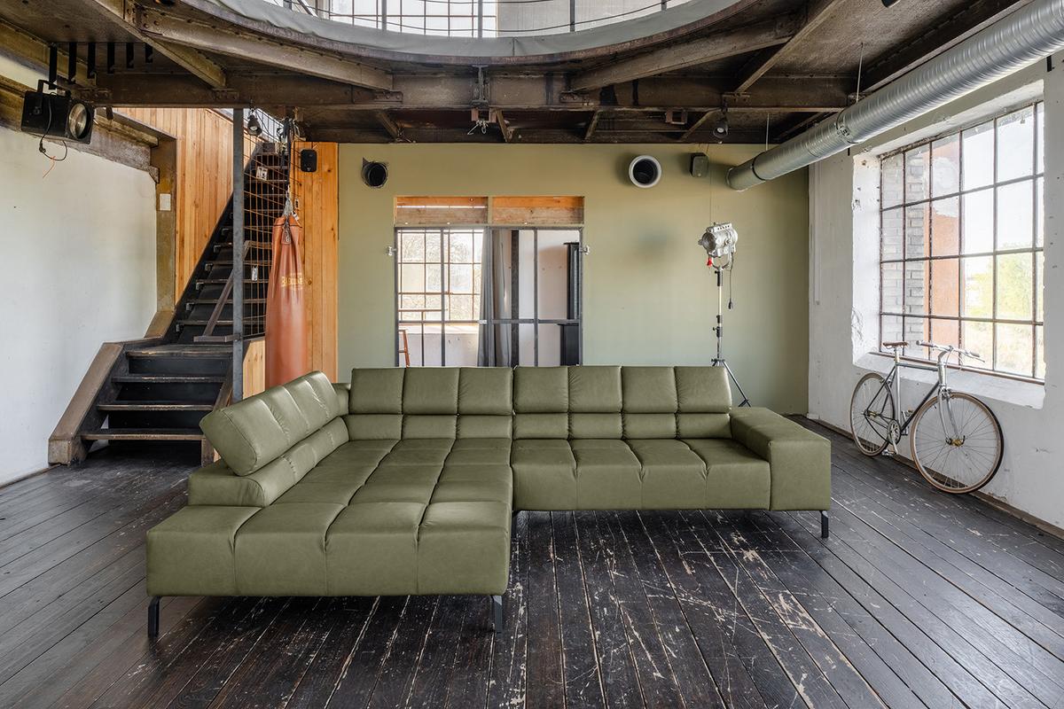 ECKSOFA NELSON Grün Leder - Schwarz/Olivgrün, Leder/Metall (321/216cm) - KAWOLA