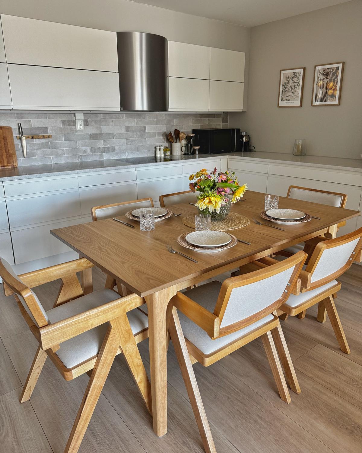 ESSTISCH ausziehbar Helle Esche 160-200/90 cm Delmas - Hellbraun, Holzwerkstoff (160/90/76cm) - Beliani