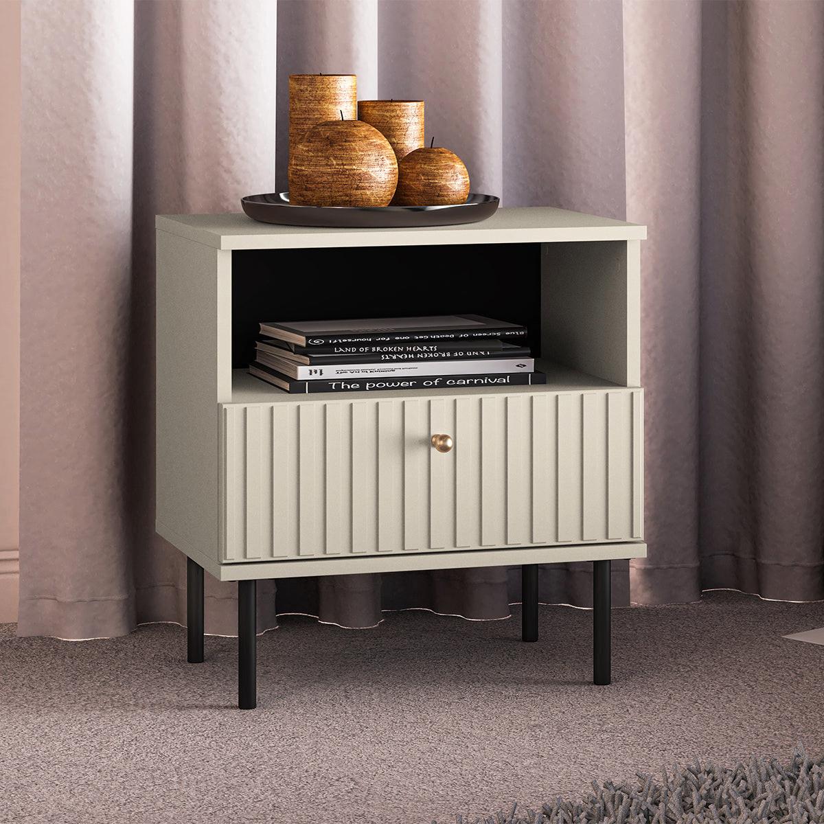 NACHTTISCH Nova Beige - Beige, Holzwerkstoff (50/53/34cm) - Petits-meubles