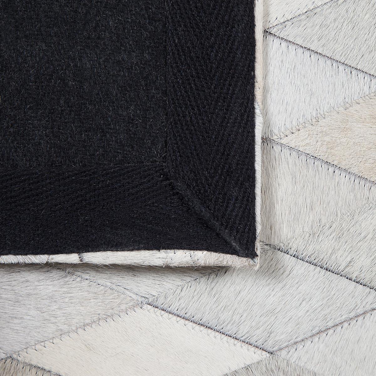 KURZFLOR-TEPPICH Maldan 230/160 cm - Schwarz, Fell (160/230cm) - Beliani
