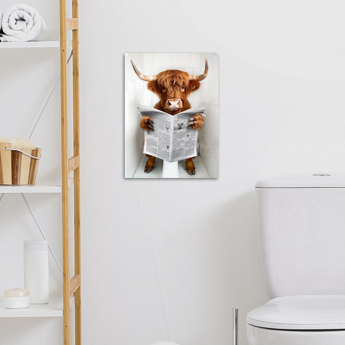 LEINWANDBILD Schottischer Highlander - Tier - Zeitung - Toilette Room Decor 30x40 cm - Kastanienfarben, Textil (30/40cm) - MuchoWow