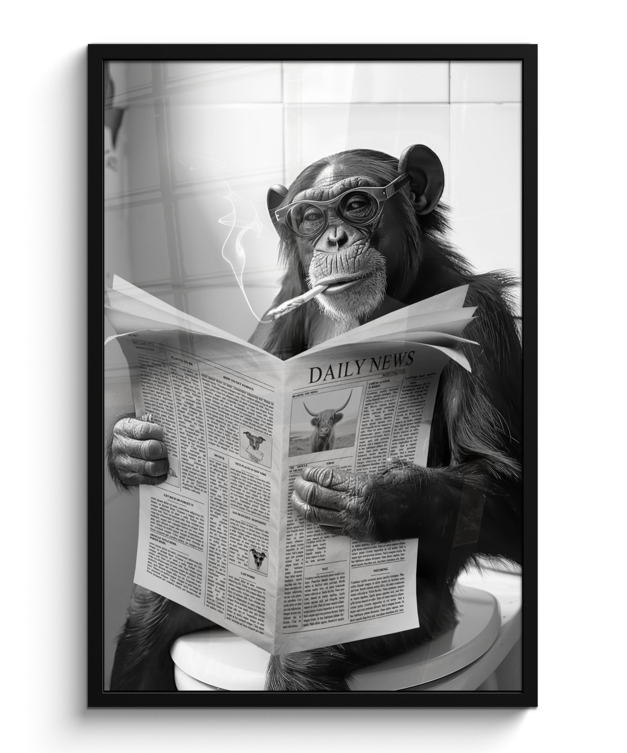 POSTER MIT RAHMEN Affe - WC - Zeitung - Schwarz-Weiß - Humor 60x90 cm - Hellgrau, Papier (60/90cm) - MuchoWow