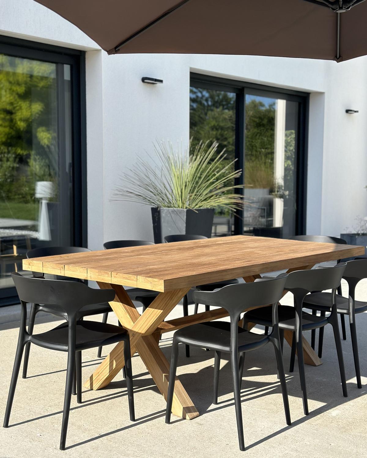 GARTENSTÜHLE 8er-Set Kunststoff schwarz Gubbio - Schwarz, Kunststoff (50/76/49cm) - Beliani