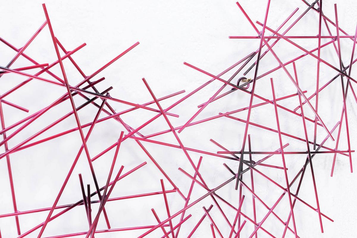 WANDDEKO Pink 111/64 cm - Pink, Metall (4.21/64/3cm) - KUNSTLOFT